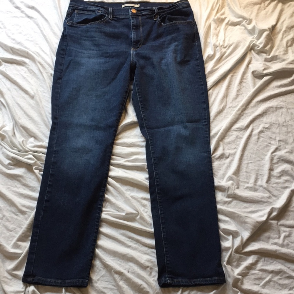 Levi’s 724 High Rise Straight Dark Wash Jeans